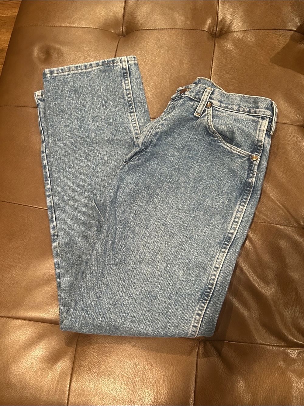 Vintage Wrangler Light Blue Jeans size 33x32